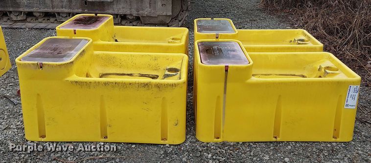 image for item FK0916 (4) livestock waterers