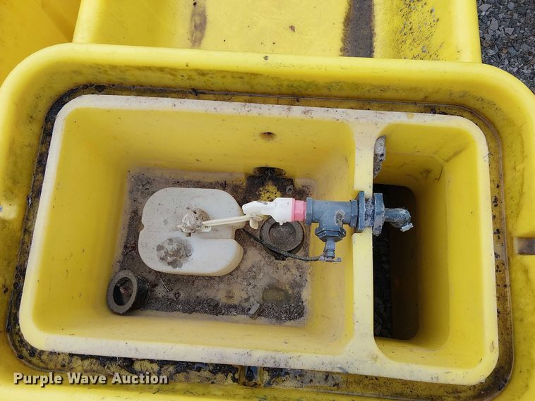 image for item FK0916 (4) livestock waterers