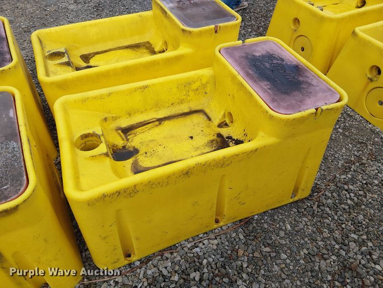 image for item FK0916 (4) livestock waterers