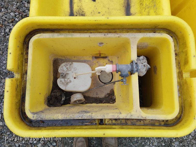 image for item FK0916 (4) livestock waterers