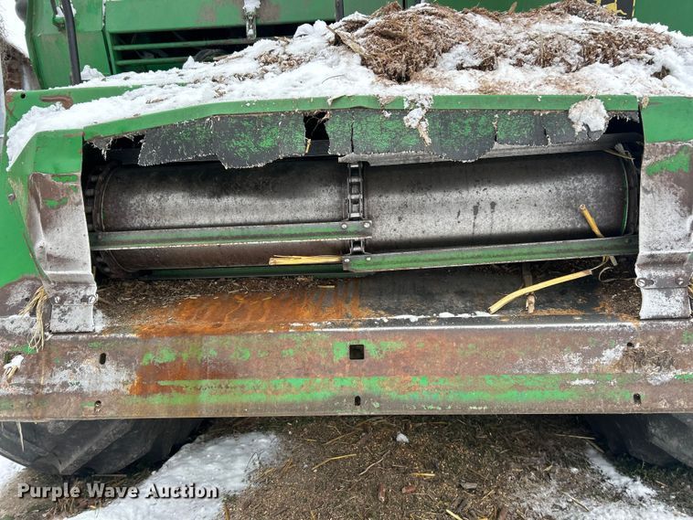 image for item YA1641 1988 John Deere 7720 Titan II RWA combine