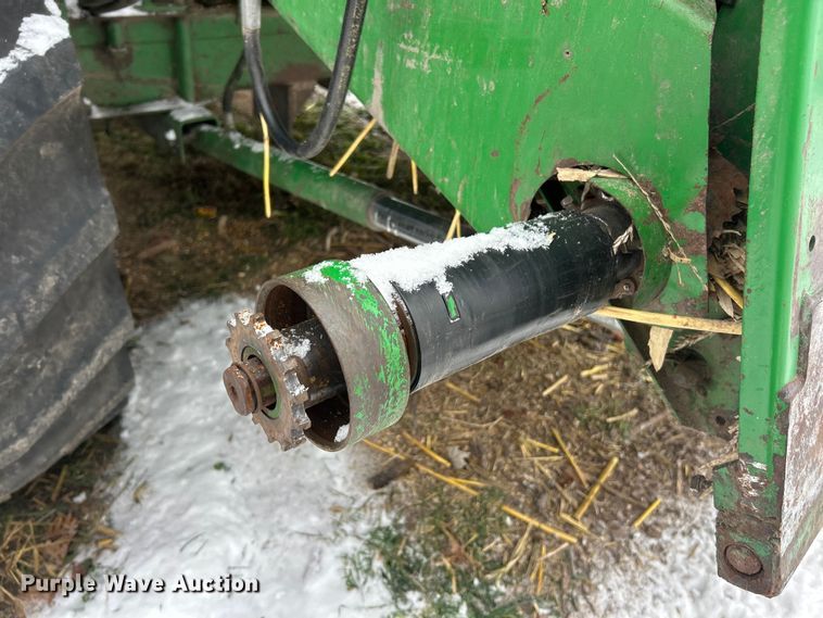 image for item YA1641 1988 John Deere 7720 Titan II RWA combine