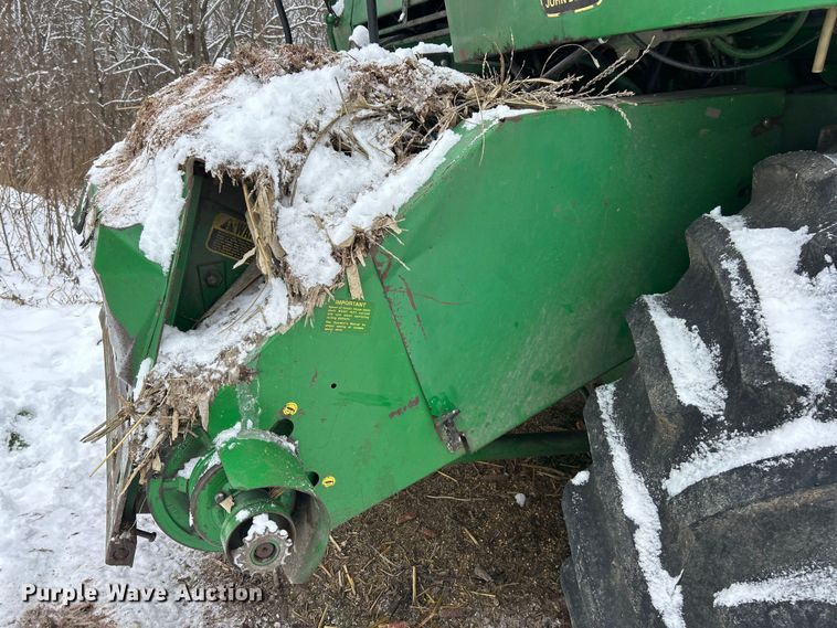 image for item YA1641 1988 John Deere 7720 Titan II RWA combine