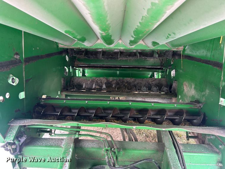 image for item YA1641 1988 John Deere 7720 Titan II RWA combine