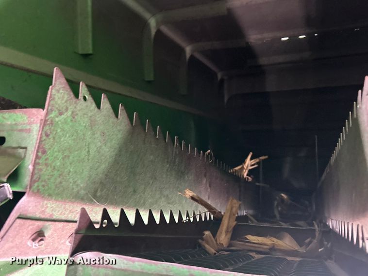 image for item YA1641 1988 John Deere 7720 Titan II RWA combine