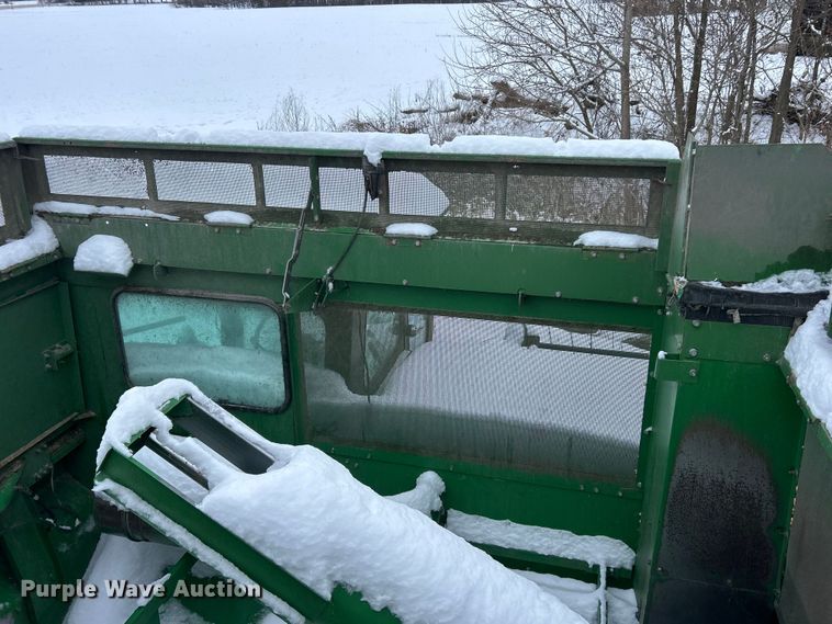 image for item YA1641 1988 John Deere 7720 Titan II RWA combine