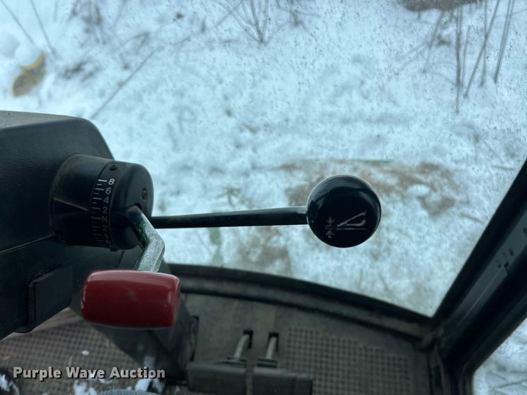 image for item YA1641 1988 John Deere 7720 Titan II RWA combine