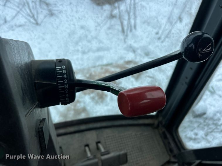 image for item YA1641 1988 John Deere 7720 Titan II RWA combine