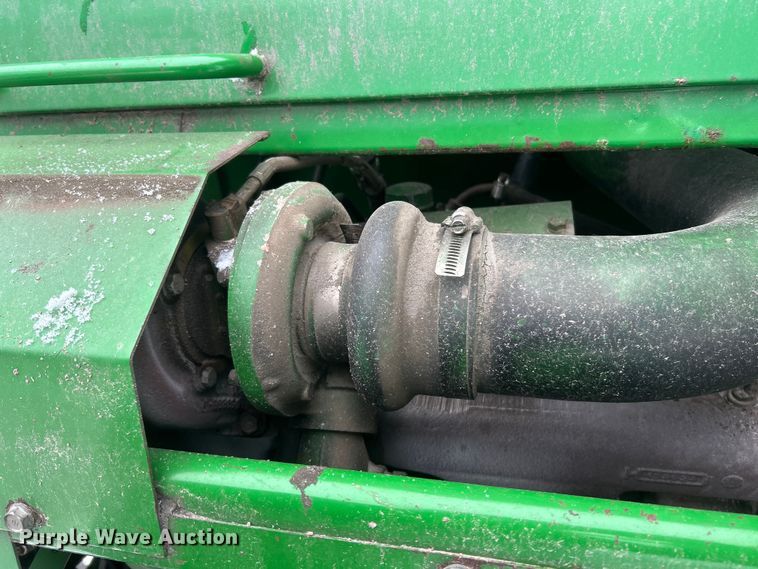 image for item YA1641 1988 John Deere 7720 Titan II RWA combine