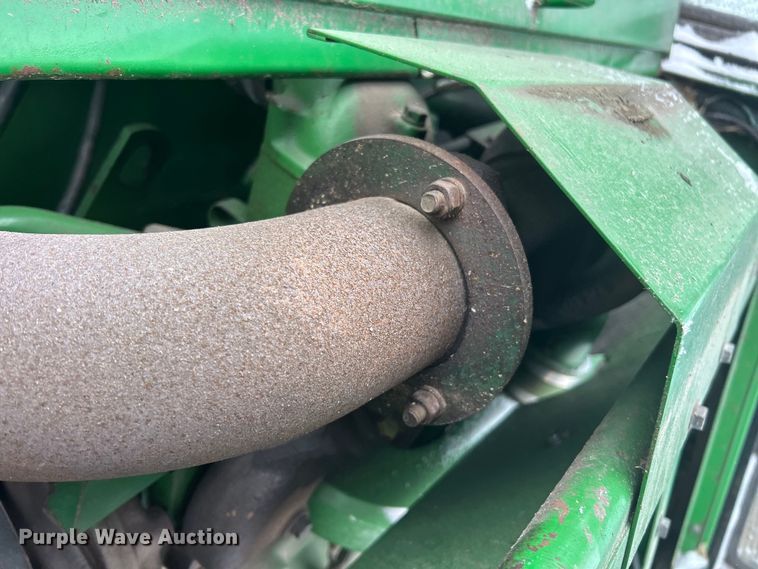 image for item YA1641 1988 John Deere 7720 Titan II RWA combine