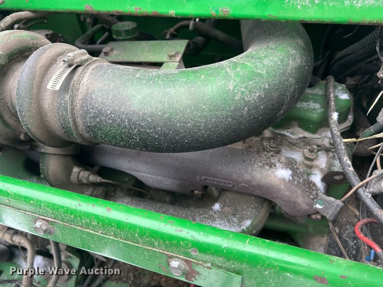 image for item YA1641 1988 John Deere 7720 Titan II RWA combine