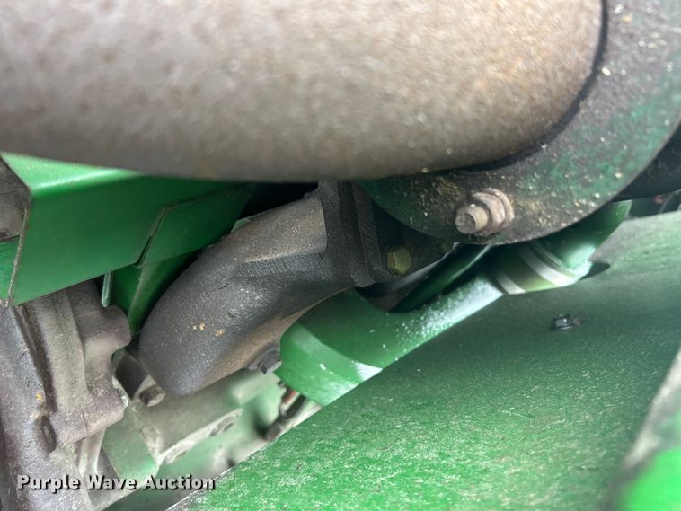 image for item YA1641 1988 John Deere 7720 Titan II RWA combine