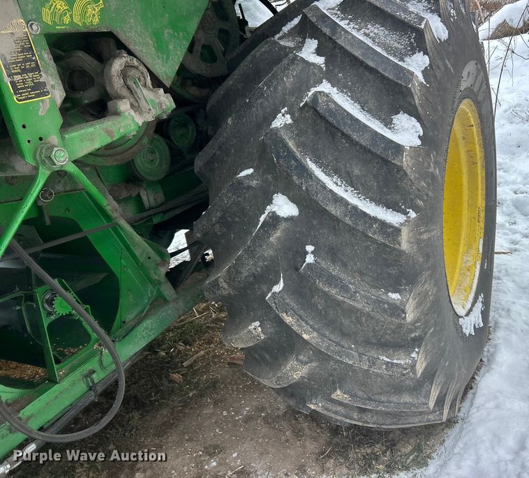 image for item YA1641 1988 John Deere 7720 Titan II RWA combine