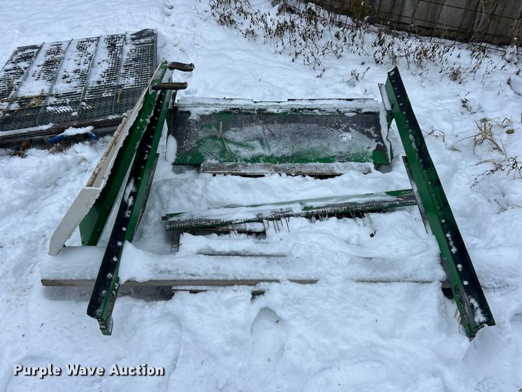 image for item YA1641 1988 John Deere 7720 Titan II RWA combine