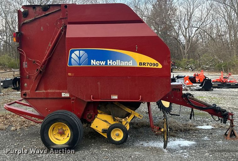 image for item YA1676 2008 New Holland BR7090 round baler