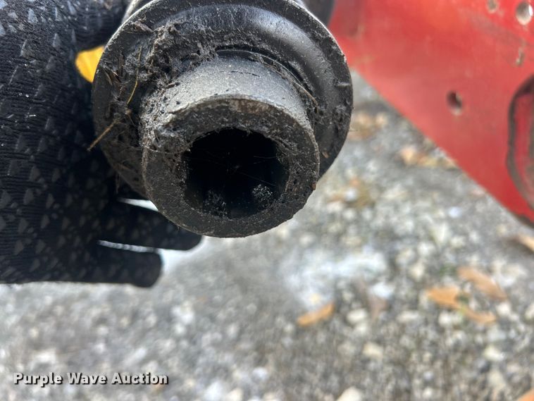 image for item YA1676 2008 New Holland BR7090 round baler