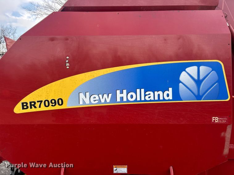 image for item YA1676 2008 New Holland BR7090 round baler