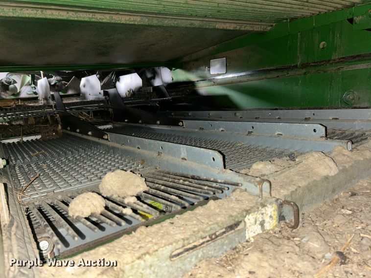 image for item YA1680 2000 John Deere 9650 STS RWA combine