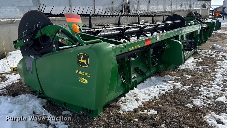 image for item YA1736 2014 John Deere 630FD flex draper head