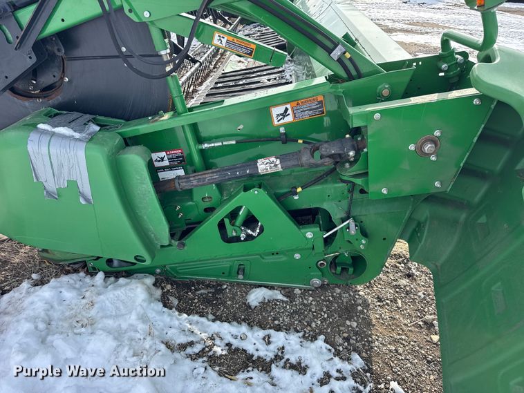image for item YA1736 2014 John Deere 630FD flex draper head