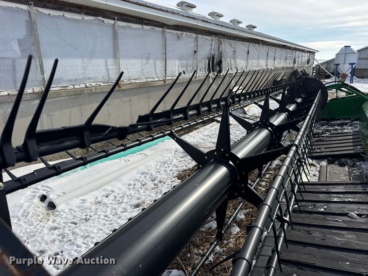 image for item YA1736 2014 John Deere 630FD flex draper head