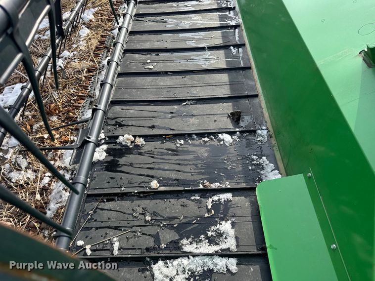 image for item YA1736 2014 John Deere 630FD flex draper head