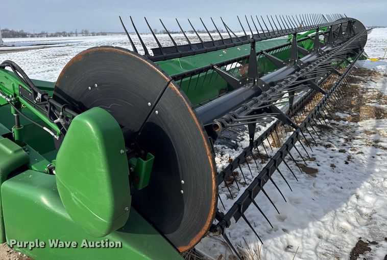 image for item YA1736 2014 John Deere 630FD flex draper head