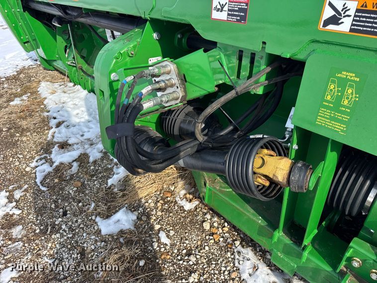 image for item YA1736 2014 John Deere 630FD flex draper head