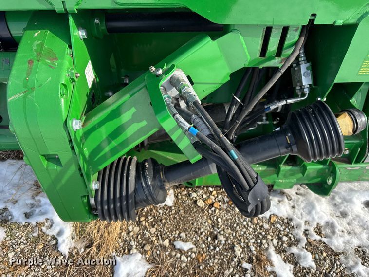 image for item YA1736 2014 John Deere 630FD flex draper head
