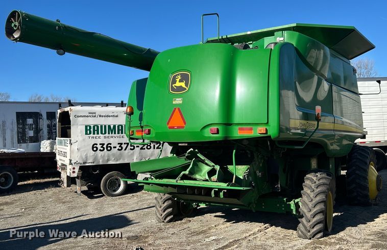 image for item YA1753 2011 John Deere 9670 STS combine