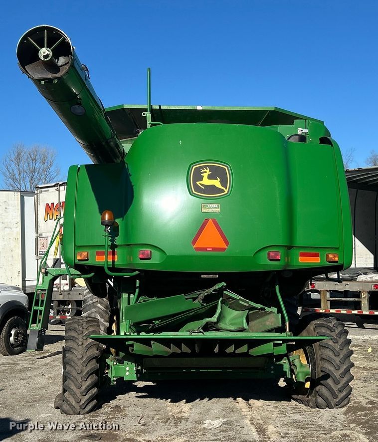 image for item YA1753 2011 John Deere 9670 STS combine
