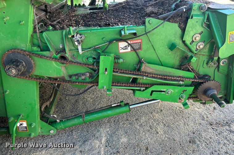 image for item YA1753 2011 John Deere 9670 STS combine