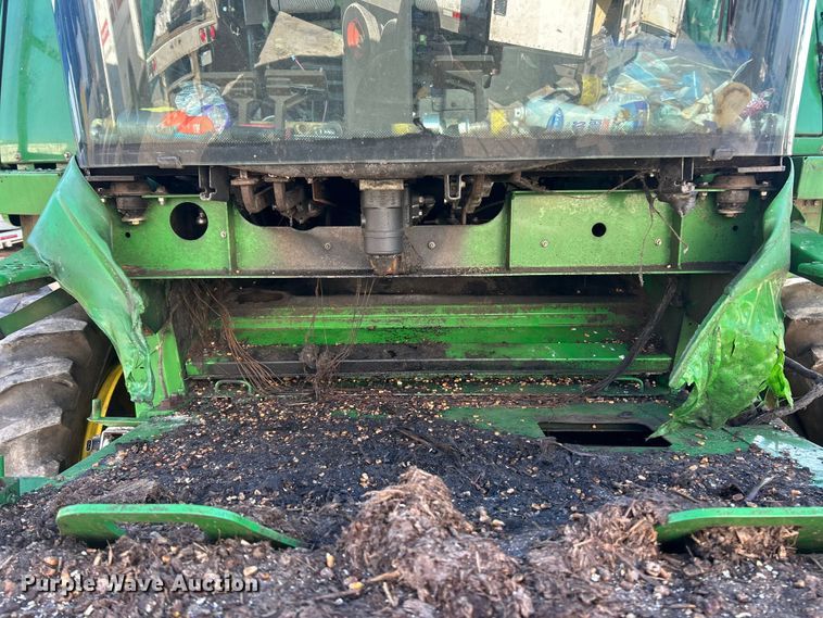 image for item YA1753 2011 John Deere 9670 STS combine