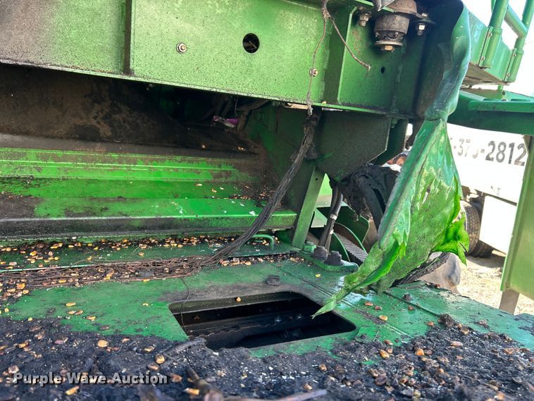 image for item YA1753 2011 John Deere 9670 STS combine