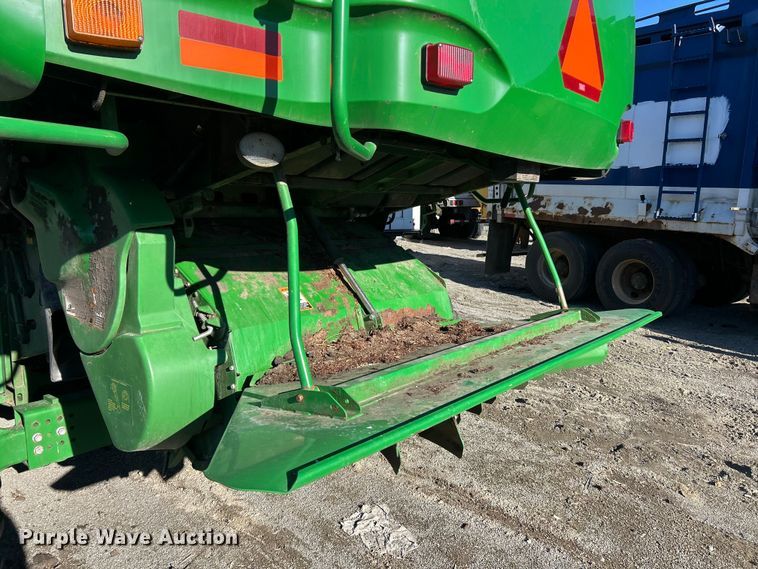 image for item YA1753 2011 John Deere 9670 STS combine