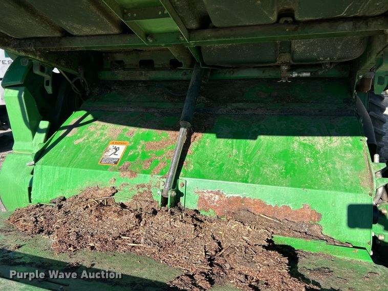 image for item YA1753 2011 John Deere 9670 STS combine