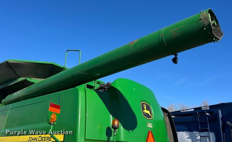 image for item YA1753 2011 John Deere 9670 STS combine