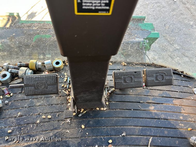 image for item YA1753 2011 John Deere 9670 STS combine