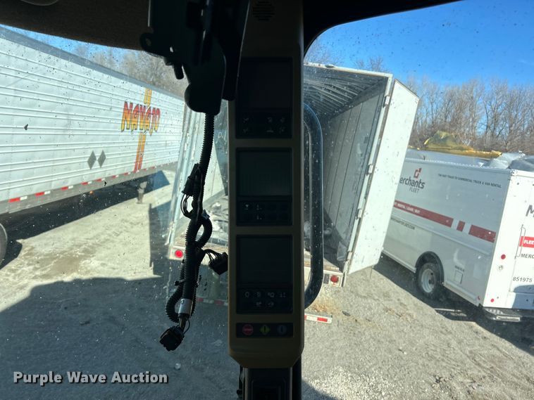 image for item YA1753 2011 John Deere 9670 STS combine