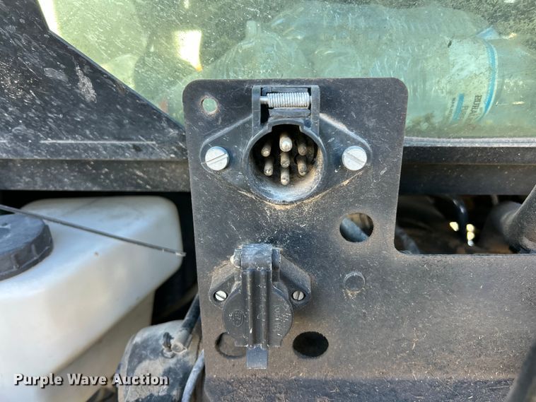 image for item YA1757 2002 Case IH JX90U tractor