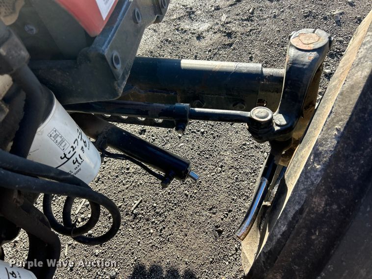 image for item YA1757 2002 Case IH JX90U tractor