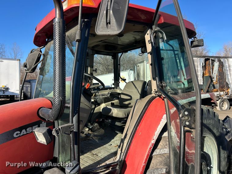 image for item YA1757 2002 Case IH JX90U tractor