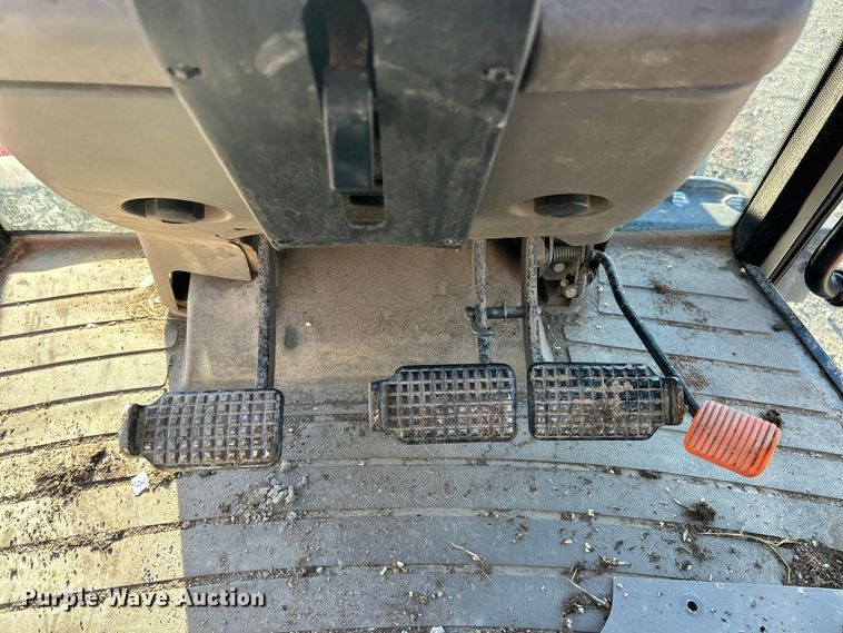 image for item YA1757 2002 Case IH JX90U tractor