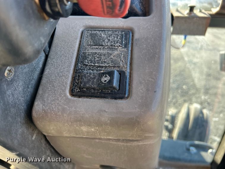 image for item YA1757 2002 Case IH JX90U tractor