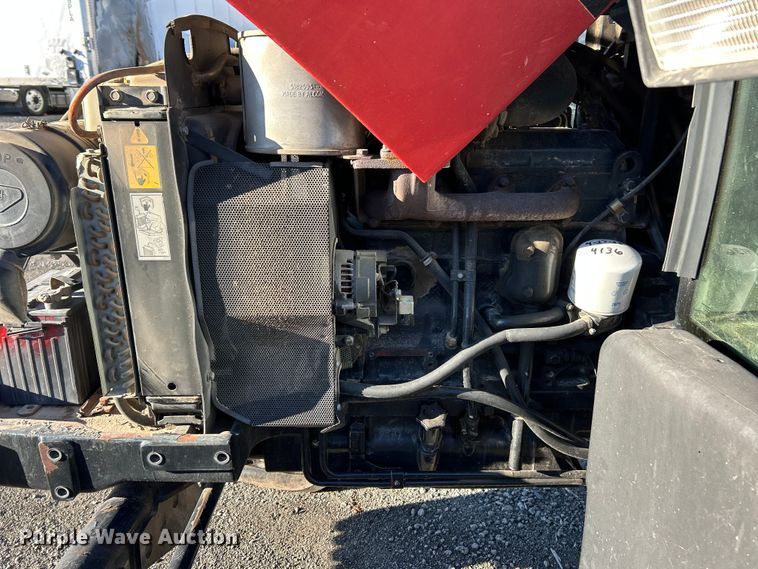 image for item YA1757 2002 Case IH JX90U tractor