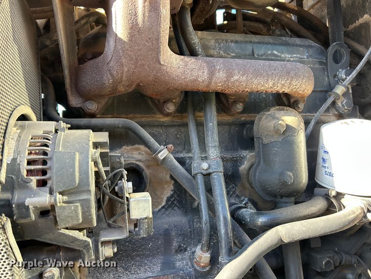 image for item YA1757 2002 Case IH JX90U tractor