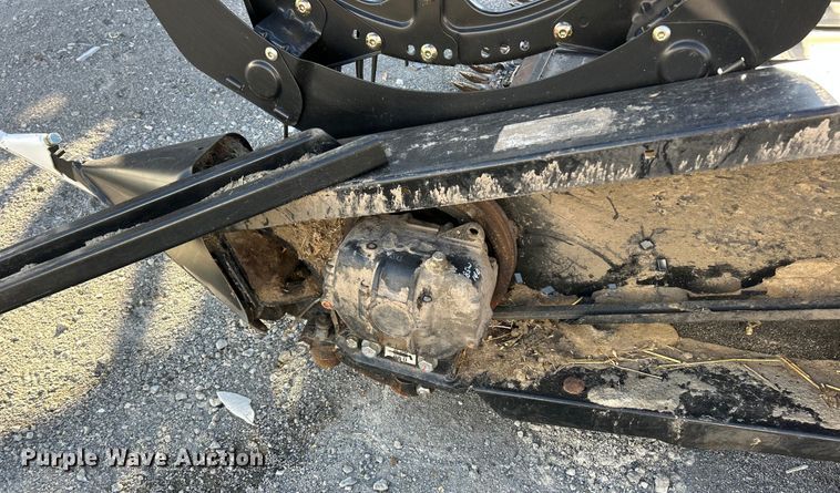 image for item YA1759 2017 MacDon FD75-S flex draper head