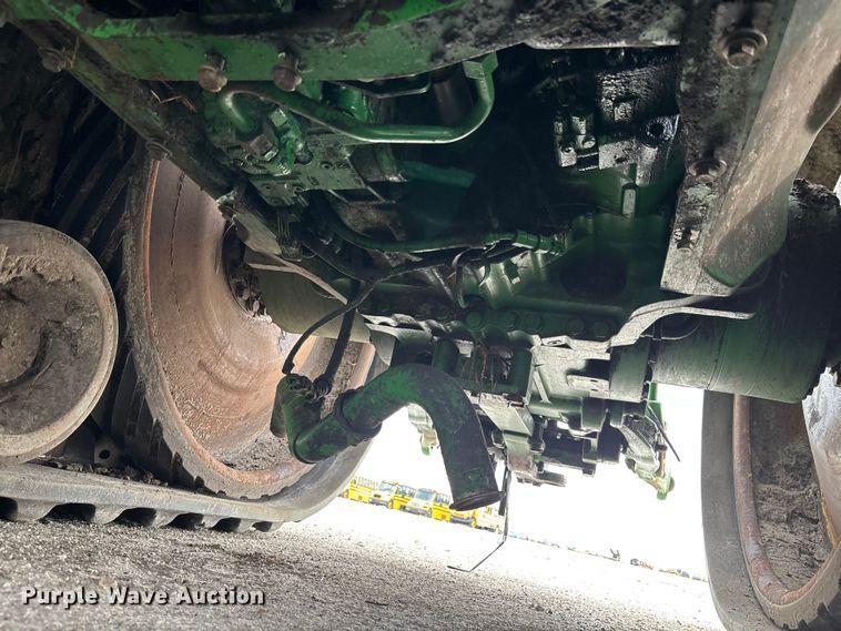 image for item YA1761 2018 John Deere 8320RT tractor