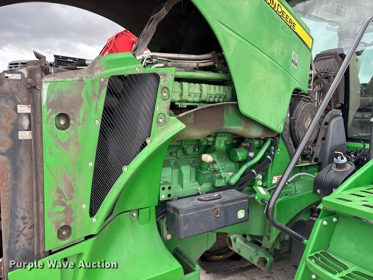 image for item YA1761 2018 John Deere 8320RT tractor