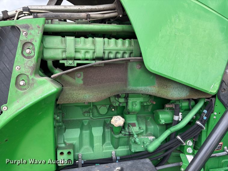 image for item YA1761 2018 John Deere 8320RT tractor